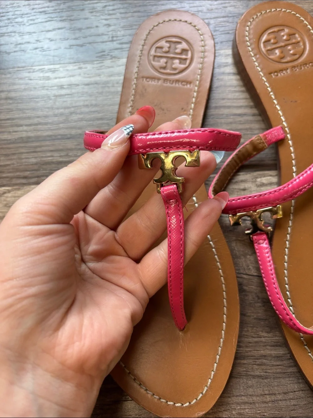 Tory Burch pink patent leather thong sandals